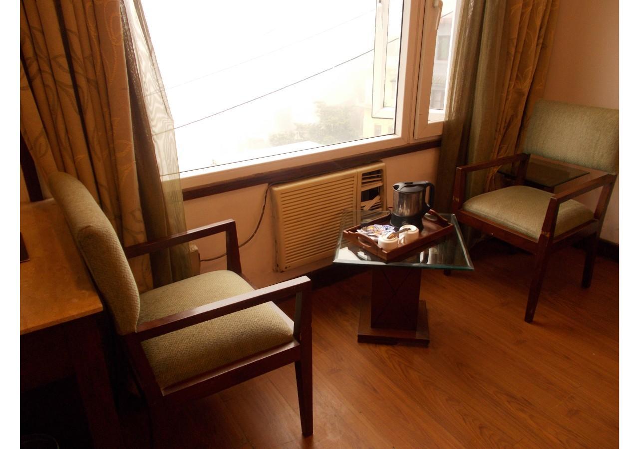 The Imperial Square Hotel Mussoorie Exterior photo
