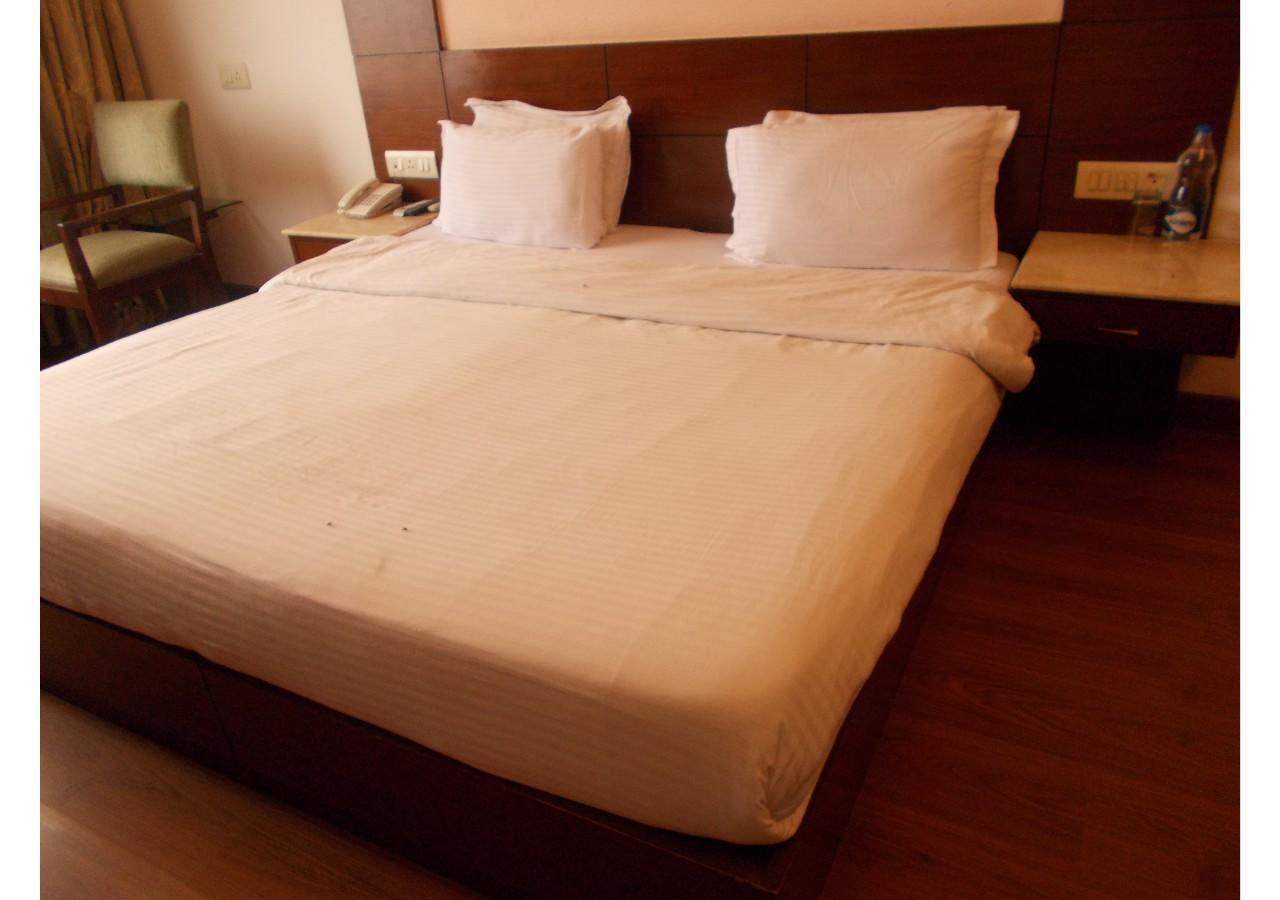 The Imperial Square Hotel Mussoorie Exterior photo